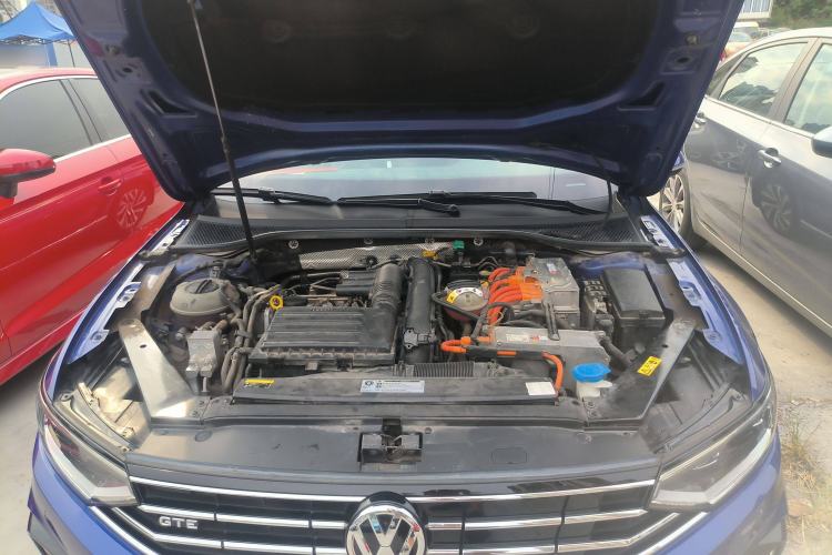 Used Volkswagen Magotan GTE Plug-in Hybrid 2020 GTE Luxury Model Engine Bay
