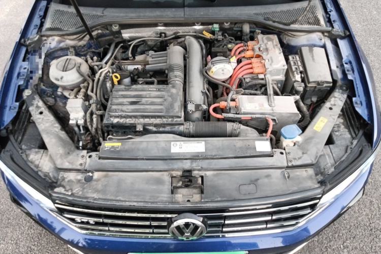 Used Volkswagen Magotan GTE Plug-in Hybrid 2020 GTE Luxury Model Engine Bay