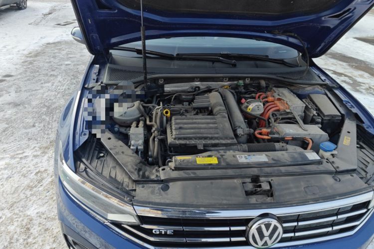 Used Volkswagen Magotan GTE Plug-in Hybrid 2020 GTE Prestige Model Engine Bay Right