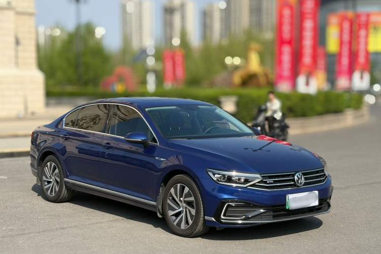 Used Volkswagen Magotan GTE Plug-in Hybrid 2020 GTE Luxury Model Exterior 2