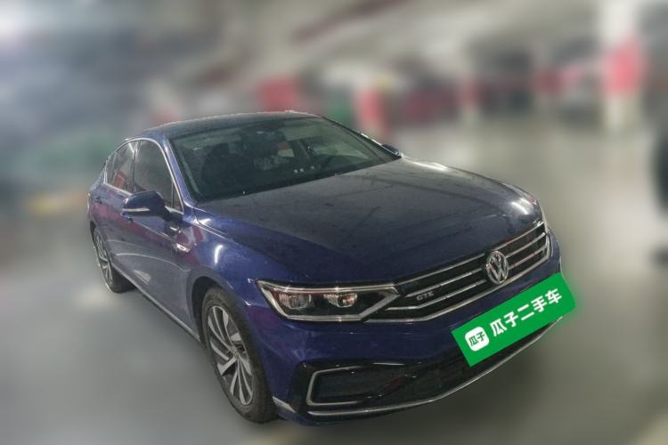 Used Volkswagen Magotan GTE Plug-in Hybrid 2020 GTE Luxury Model Front Right 45 Deg