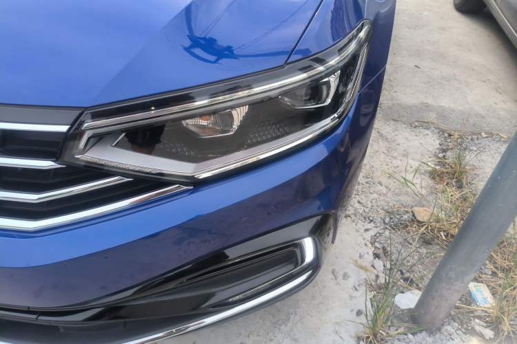Used Volkswagen Magotan GTE Plug-in Hybrid 2020 GTE Luxury Model Left Front Headlight