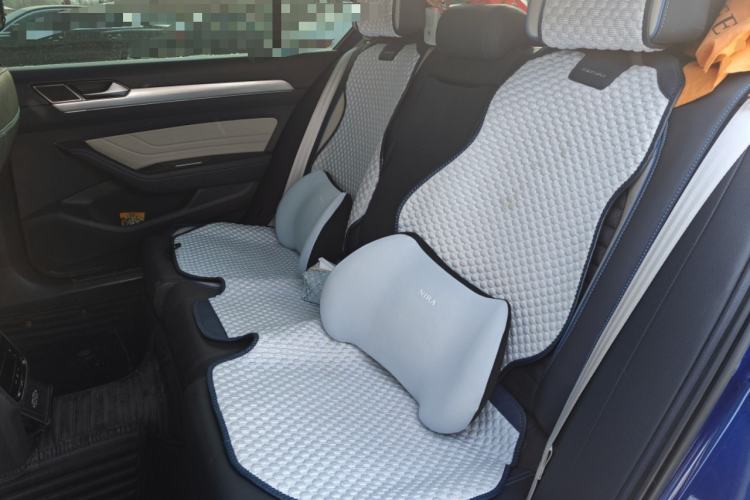 Used Volkswagen Magotan GTE Plug-in Hybrid 2020 GTE Prestige Model Left Rear Seat