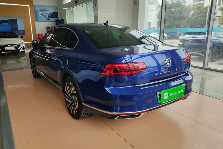 Used Volkswagen Magotan GTE Plug-in Hybrid 2020 GTE Prestige Model Rear Left 45 Deg