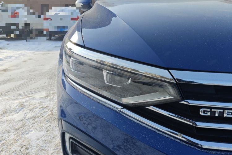 Used Volkswagen Magotan GTE Plug-in Hybrid 2020 GTE Prestige Model Right Front Headlight