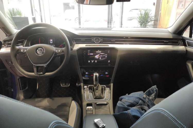 Used Volkswagen Magotan GTE Plug-in Hybrid 2020 GTE Prestige Model Steering Wheel