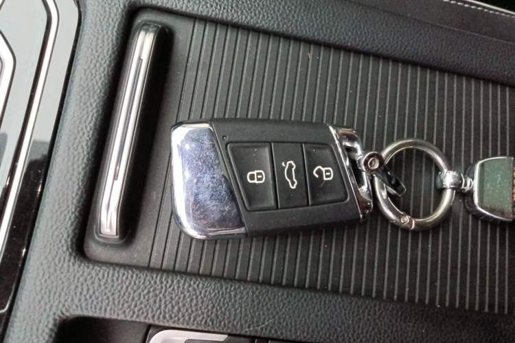 Used Volkswagen Magotan GTE Plug-in Hybrid 2020 GTE Luxury Model Vehicle Key