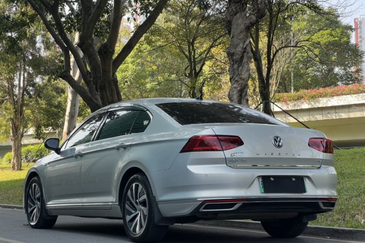Used Volkswagen Magotan GTE Plug-in Hybrid 2020 GTE Luxury Model Exterior 9