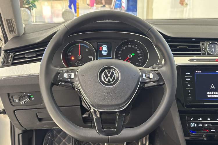 Used Volkswagen Magotan GTE Plug-in Hybrid 2020 GTE Luxury Model Interior 6