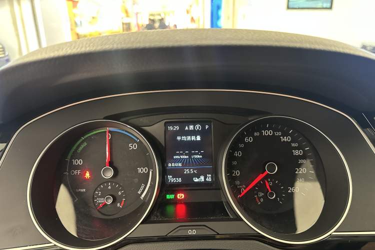 Used Volkswagen Magotan GTE Plug-in Hybrid 2020 GTE Luxury Model Odometer Close Up