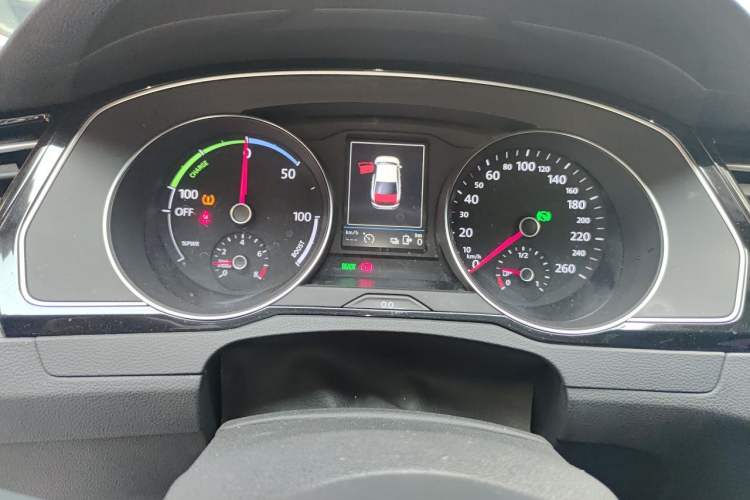 Used Volkswagen Magotan GTE Plug-in Hybrid 2020 GTE Luxury Model Instrument Cluster