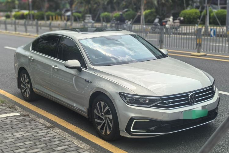 Used Volkswagen Magotan GTE Plug-in Hybrid 2020 GTE Luxury Model Exterior 6