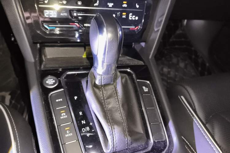 Used Volkswagen Magotan GTE Plug-in Hybrid 2020 GTE Luxury Model Gear Lever