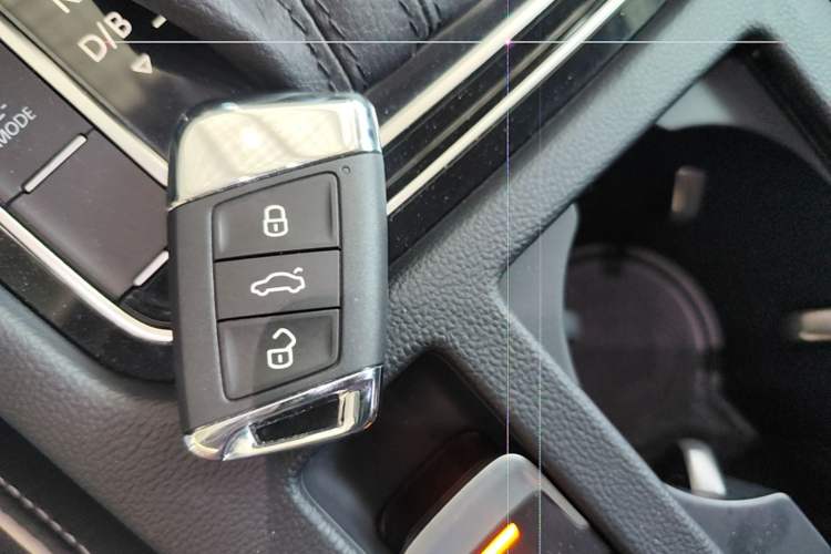 Used Volkswagen Magotan GTE Plug-in Hybrid 2020 GTE Luxury Model Interior 1