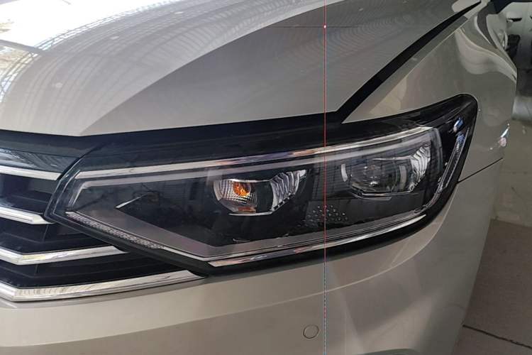 Used Volkswagen Magotan GTE Plug-in Hybrid 2020 GTE Luxury Model Left Front Headlight