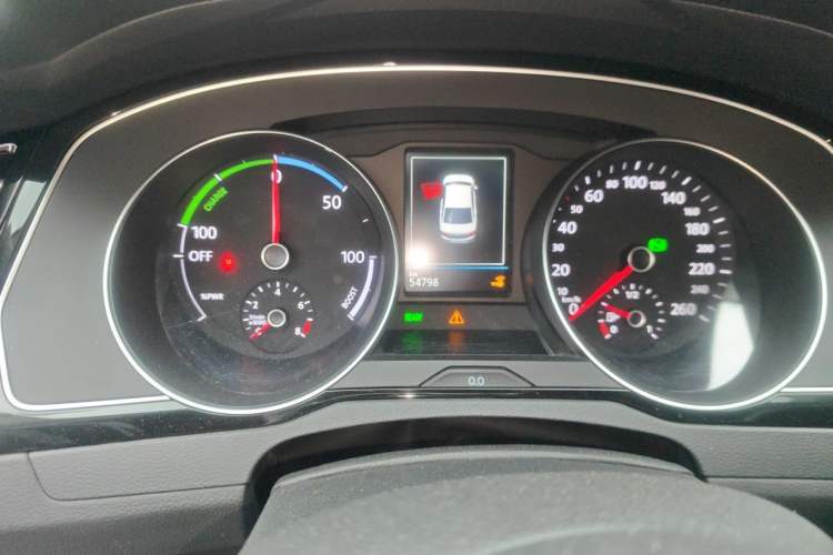 Used Volkswagen Magotan GTE Plug-in Hybrid 2020 GTE Prestige Model Instrument Cluster