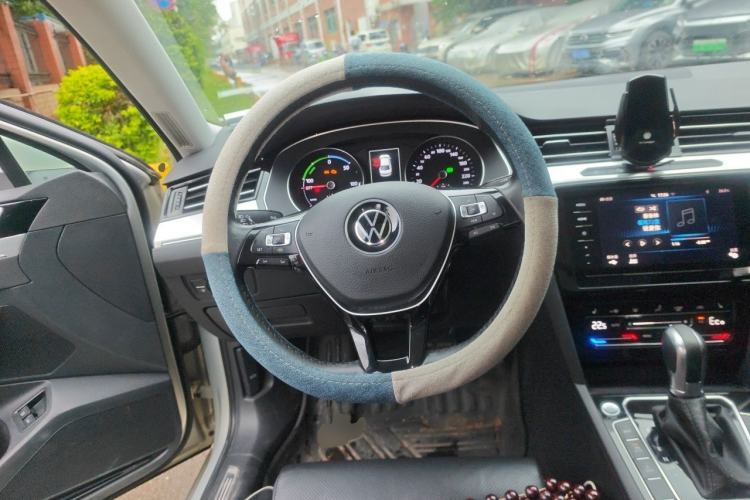 Used Volkswagen Magotan GTE Plug-in Hybrid 2020 GTE Prestige Model Steering Wheel