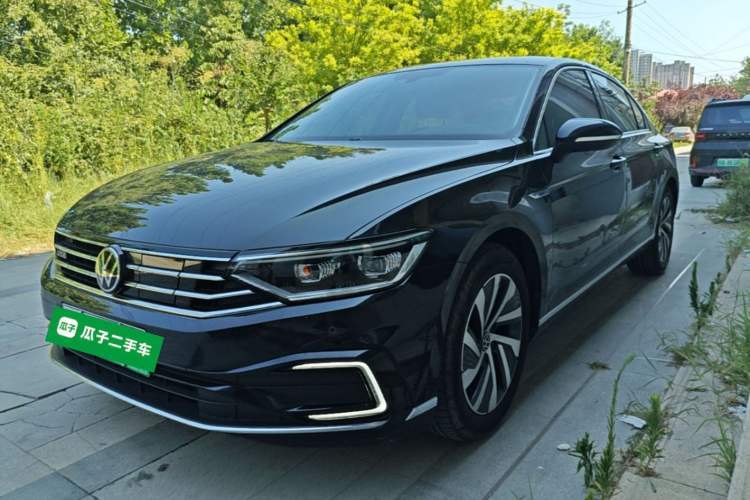 Used Volkswagen Magotan GTE Plug-in Hybrid 2022 GTE Luxury Model Guazi used car, China used car export, Used car for sale, Used  cars, Cheapest cars for sale