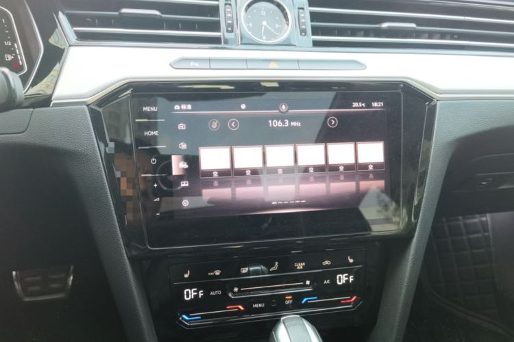 Used Volkswagen Magotan GTE Plug-in Hybrid 2022 GTE Luxury Model Audio And AC Panel