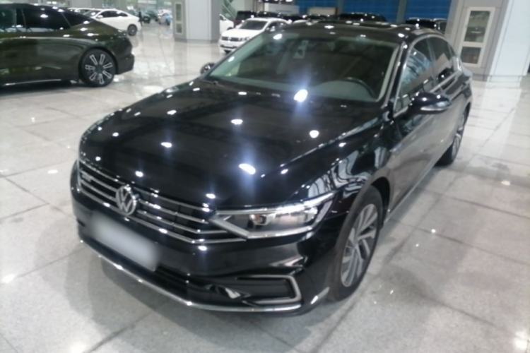 Used Volkswagen Magotan GTE Plug-in Hybrid 2022 GTE Luxury Model Guazi used car, China used car export, Used car for sale, Used cars, Cheapest cars for sale