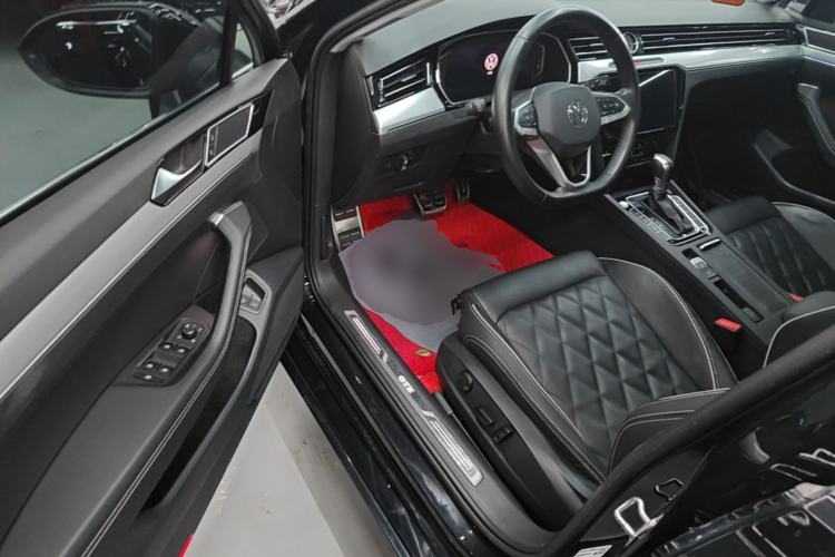 Used Volkswagen Magotan GTE Plug-in Hybrid 2022 GTE Luxury Model Driver Seat