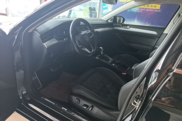 Used Volkswagen Magotan GTE Plug-in Hybrid 2022 GTE Luxury Model Driver Seat