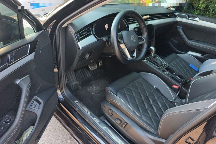 Used Volkswagen Magotan GTE Plug-in Hybrid 2022 GTE Luxury Model Driver Seat