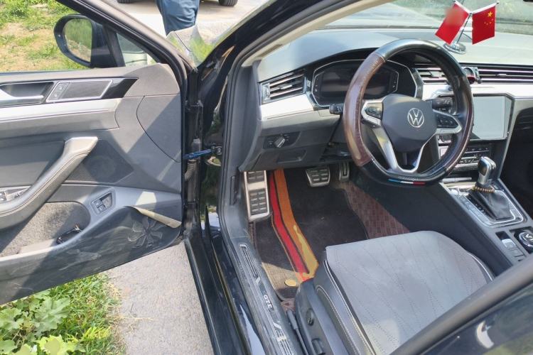 Used Volkswagen Magotan GTE Plug-in Hybrid 2022 GTE Luxury Model Driver Seat