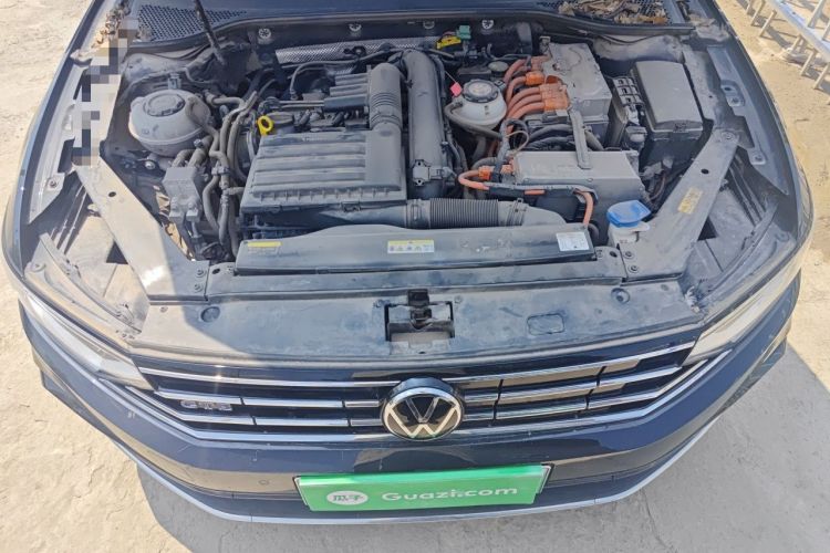 Used Volkswagen Magotan GTE Plug-in Hybrid 2022 GTE Luxury Model Engine Bay