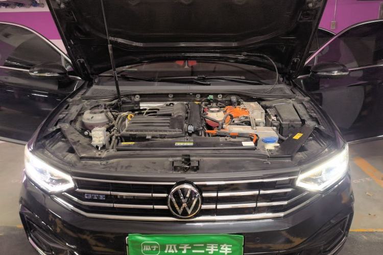 Used Volkswagen Magotan GTE Plug-in Hybrid 2022 GTE Luxury Model Engine Bay