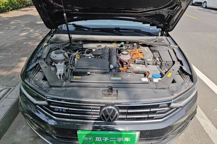 Used Volkswagen Magotan GTE Plug-in Hybrid 2022 GTE Prestige Model Engine Bay