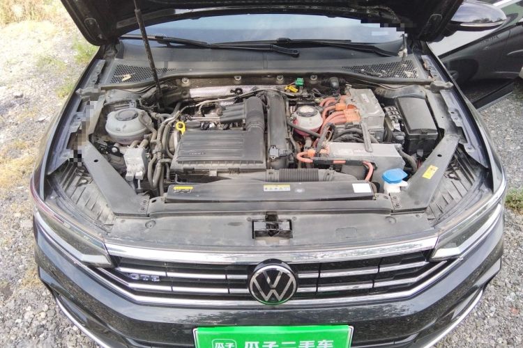 Used Volkswagen Magotan GTE Plug-in Hybrid 2022 GTE Prestige Model Engine Bay