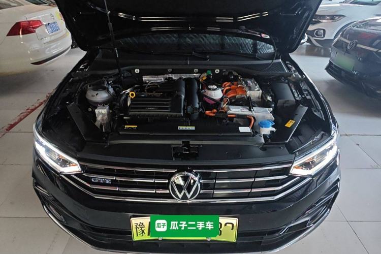 Used Volkswagen Magotan GTE Plug-in Hybrid 2022 GTE Luxury Model Engine Bay