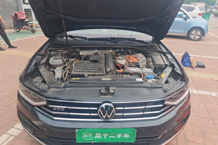 Used Volkswagen Magotan GTE Plug-in Hybrid 2022 GTE Luxury Model Engine Bay