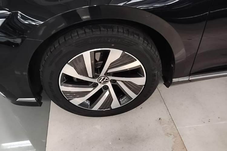 Used Volkswagen Magotan GTE Plug-in Hybrid 2022 GTE Luxury Model Exterior 2