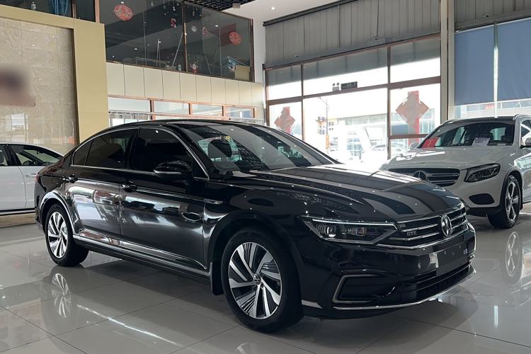 Used Volkswagen Magotan GTE Plug-in Hybrid 2022 GTE Luxury Model Exterior 2