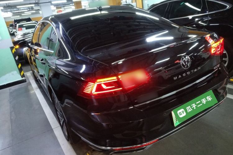 Used Volkswagen Magotan GTE Plug-in Hybrid 2022 GTE Luxury Model Exterior 2