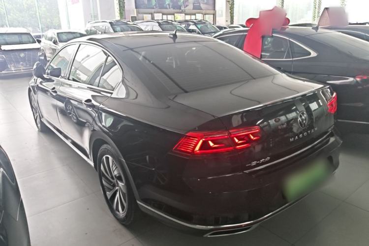 Used Volkswagen Magotan GTE Plug-in Hybrid 2022 GTE Luxury Model Exterior 2