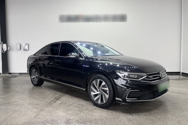 Used Volkswagen Magotan GTE Plug-in Hybrid 2022 GTE Luxury Model Exterior 2