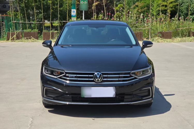 Used Volkswagen Magotan GTE Plug-in Hybrid 2022 GTE Luxury Model Exterior 2