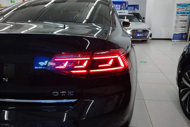Used Volkswagen Magotan GTE Plug-in Hybrid 2022 GTE Luxury Model Exterior 3