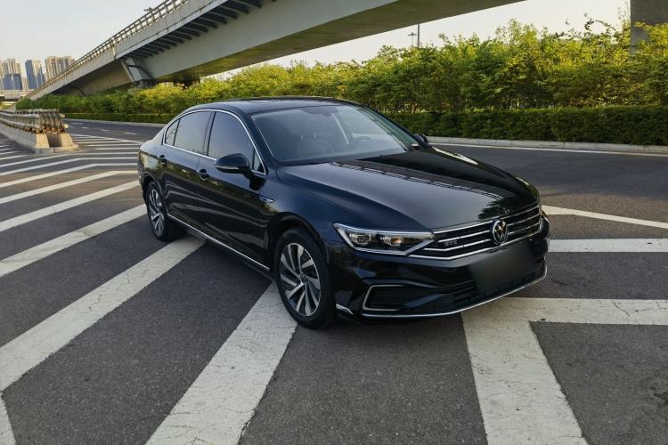 Used Volkswagen Magotan GTE Plug-in Hybrid 2022 GTE Luxury Model Exterior 3