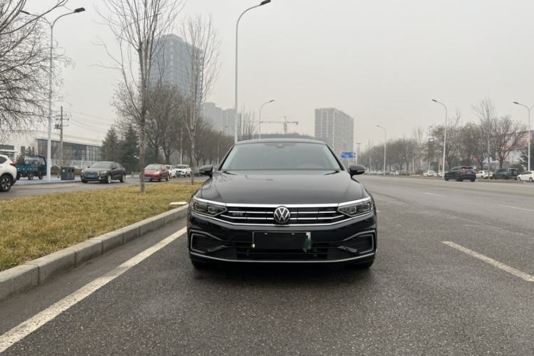 Used Volkswagen Magotan GTE Plug-in Hybrid 2022 GTE Prestige Model Exterior 3