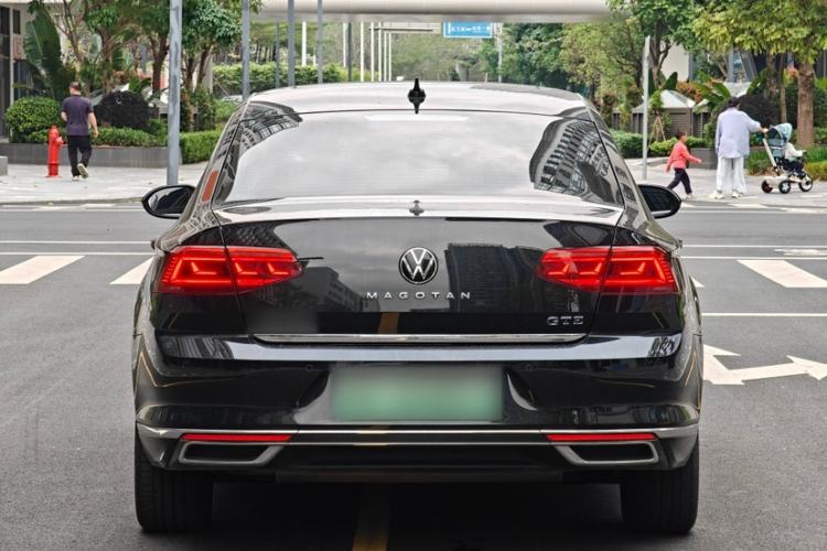 Used Volkswagen Magotan GTE Plug-in Hybrid 2022 GTE Luxury Model Exterior 3