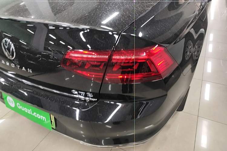 Used Volkswagen Magotan GTE Plug-in Hybrid 2022 GTE Luxury Model Exterior 3