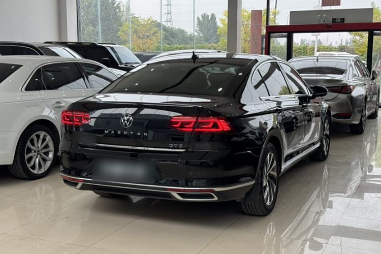 Used Volkswagen Magotan GTE Plug-in Hybrid 2022 GTE Luxury Model Exterior 4