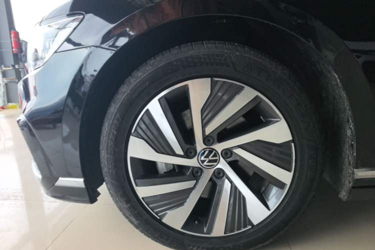 Used Volkswagen Magotan GTE Plug-in Hybrid 2022 GTE Luxury Model Exterior 4