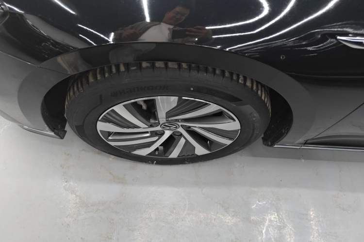 Used Volkswagen Magotan GTE Plug-in Hybrid 2022 GTE Luxury Model Exterior 4