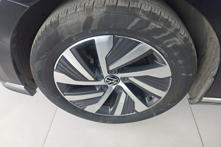 Used Volkswagen Magotan GTE Plug-in Hybrid 2022 GTE Luxury Model Exterior 4