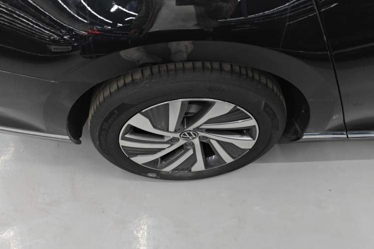Used Volkswagen Magotan GTE Plug-in Hybrid 2022 GTE Luxury Model Exterior 5